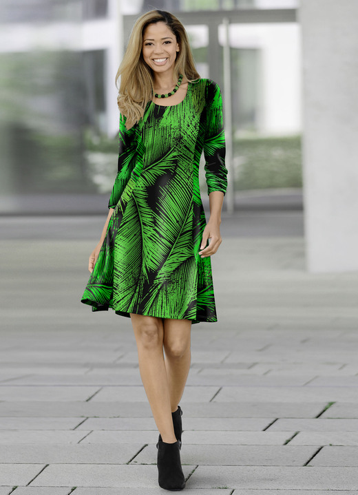 Kleid mit Palmenblatt-Motiv - Mode aus Deutschland | BADER