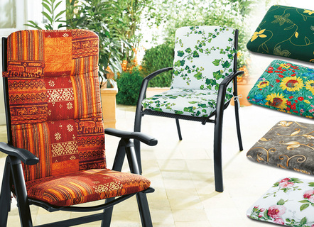 Polster für Ihre Gartenmöbel: bequeme Sitzkissen in fröhlichen Farben